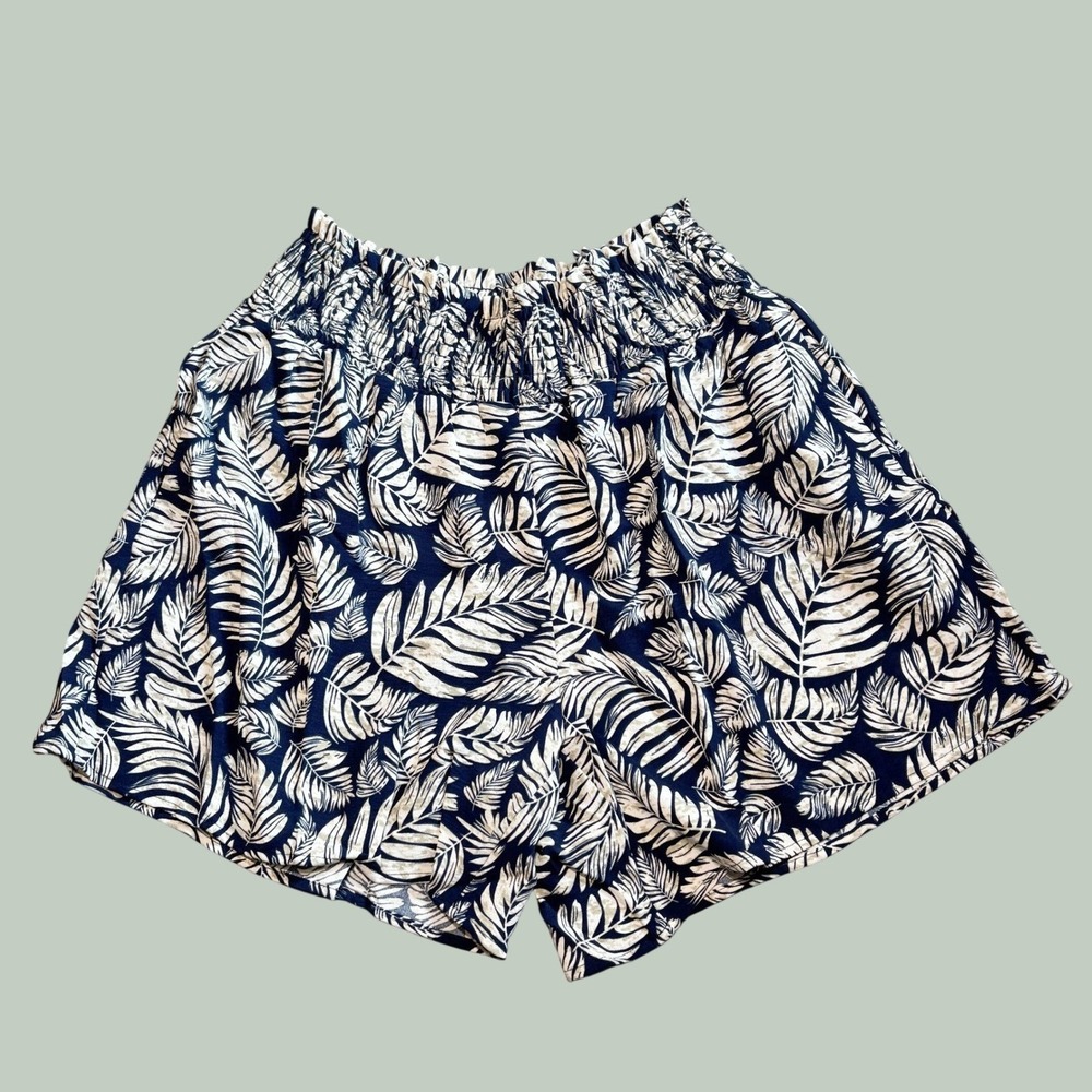 LEPUNUO Womens L Shorts Navy Palm Leaf Smocked High Waist Tropical Resort Wear